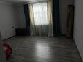 2-комнатный дом помесячно, 80 м², 7 сот., Кайрат Рыскулбеков за 250 000 〒 в Алматы — фото 3