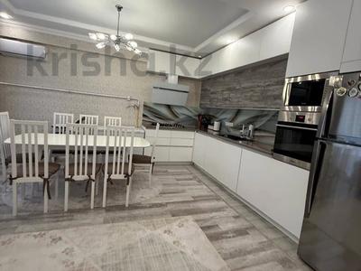 4-комнатная квартира · 125 м² · 4/10 этаж, 16-й мкр 63/2 за 48 млн ₸ в Актау