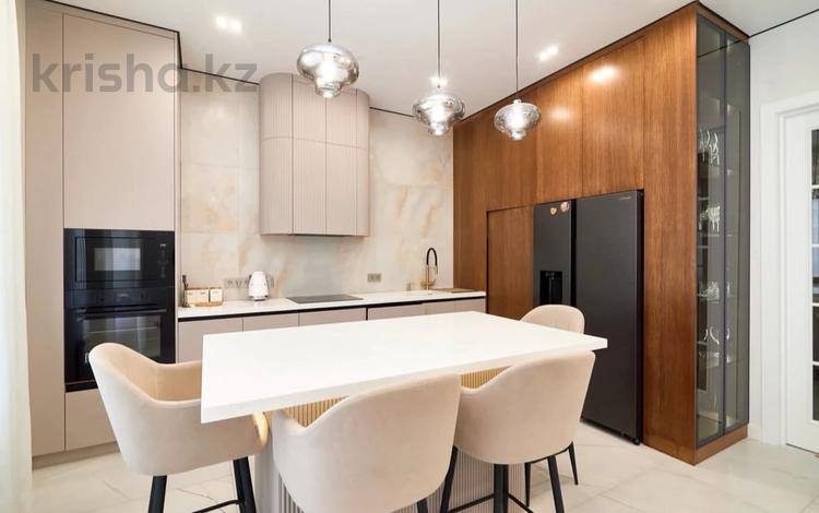 2-комнатная квартира · 70 м² · 5 этаж, Шамши Калдаяков 8 за 450 000 ₸ в Астане, Сарайшык р-н — фото 2