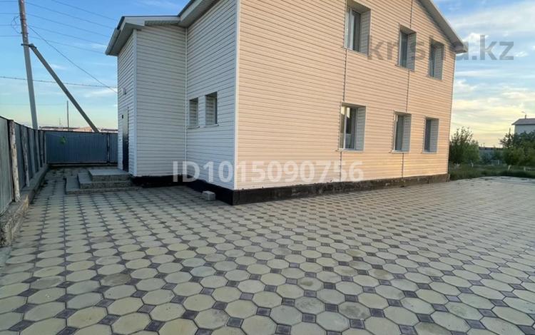 Отдельный дом · 5 комнат · 200 м² · 12 сот., Толе би 7 — Шұғла за 17 млн ₸ в  — фото 2