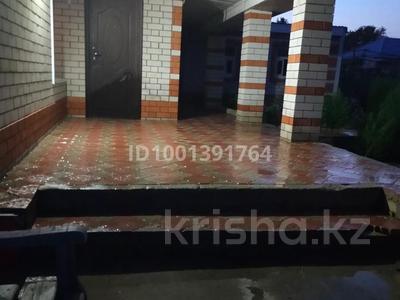 Отдельный дом · 3 комнаты · 110 м² · 10 сот., Анисима Конева 22 за 40 млн 〒 в Хромтау