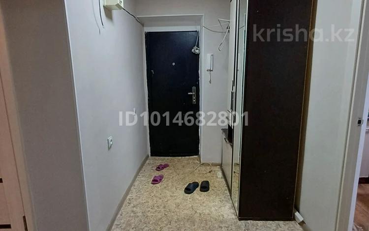 3-бөлмелі пәтер · 60 м² · 5/5 қабат, Центральный ш/а., Сырым Датов 12 — Арын курылыс дукени, бағасы: 17.5 млн ₸ в Атырау, мкр Центральный — фото 2