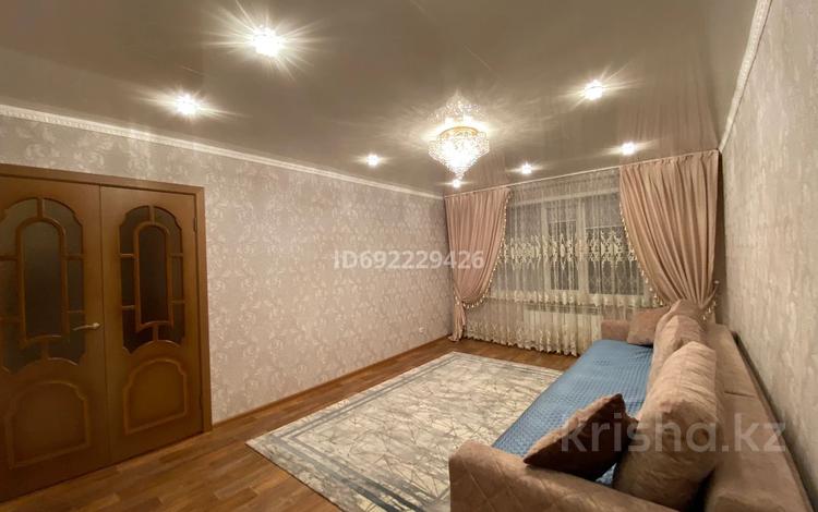 4-комнатная квартира, 80 м², 1/5 этаж, васильковский 7 за 24 млн 〒 в Кокшетау — фото 2