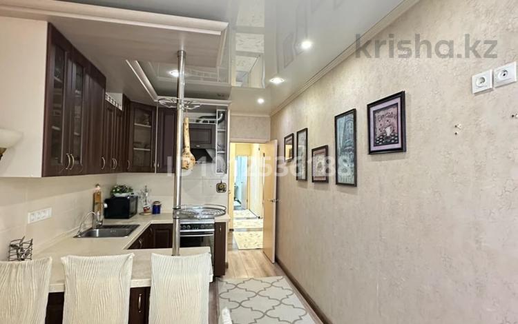 3-бөлмелі пәтер · 85 м² · 8/10 қабат, 11-й мкр 7б, бағасы: 18.5 млн ₸ в Актау — фото 2