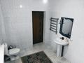 Отдельный дом · 6 комнат · 240 м² · 10 сот., Жетісу 26 а — Тау самалы за 80 млн 〒 в Кыргауылдах — фото 11