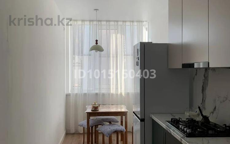 1-комнатная квартира · 39 м², мкр Кайрат, Сарыарка 72 за 200 000 ₸ в Алматы, Турксибский р-н — фото 2