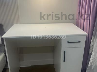 3-бөлмелі пәтер · 80 м² · 3 қабат, мкр Шугыла, Улица Алтын Орда 6/4 к1 — Улица Алтын Орда, 6/4 к1 блок 113, бағасы: 300 000 ₸ в Алматы, Наурызбайский р-н