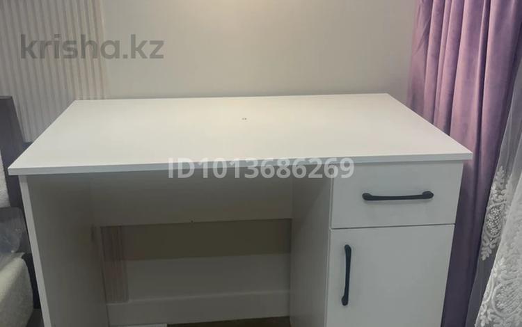 3-бөлмелі пәтер · 80 м² · 3 қабат, мкр Шугыла, Улица Алтын Орда 6/4 к1 — Улица Алтын Орда, 6/4 к1 блок 113, бағасы: 300 000 ₸ в Алматы, Наурызбайский р-н — фото 2