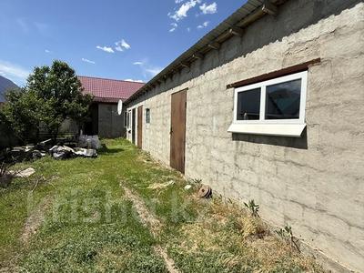 Жеке үй · 5 бөлме · 100 м² · 5 сот., мкр Жулдыз 5/1, бағасы: 21 млн ₸ в Уральске