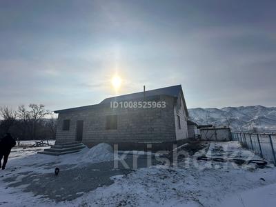 Жеке үй · 3 бөлме · 120 м² · 24 сот., Мәншүк мәметова 9 — Сагабуйен ауылы, бағасы: 13 млн 〒 в Жансугурове