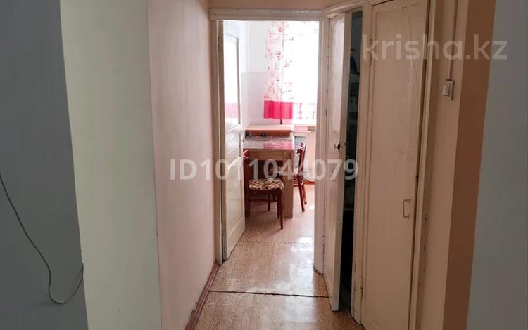 2-бөлмелі пәтер · 45 м² · 4/4 қабат, улица Ыбырайым Сулейменова 10, бағасы: 130 000 ₸ в Таразе — фото 2