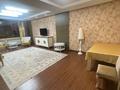 4-комнатная квартира · 250 м² · 8/18 этаж, Байтурсынова 5 за 900 000 ₸ в Астане, Алматы р-н — фото 5