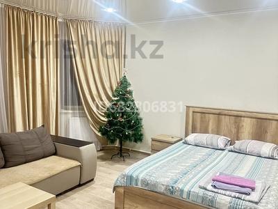 2-комнатная квартира, 54 м², 2/9 этаж посуточно, Жаяу Мусы 7А за 15 000 〒 в Павлодаре