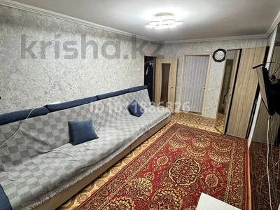 2-бөлмелі пәтер · 50 м² · 2/5 қабат, Майкудук, 19й микрорайон 42, бағасы: 14.7 млн ₸ в Караганде, Алихана Бокейханова р-н