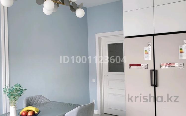 5-комнатная квартира · 210 м² · 4/5 этаж, мкр Болашак 133У за 61 млн ₸ в Актобе — фото 2