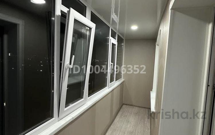 2-бөлмелі пәтер · 52.5 м² · 7/10 қабат, Дулат Бабатайулы 79, бағасы: 30 млн ₸ в Семее — фото 2