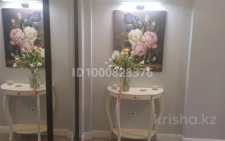 2-комнатная квартира · 80 м² · 6/12 этаж, мкр Керемет, ЖК Керемет за 430 000 ₸ в Алматы, Бостандыкский р-н — фото 2