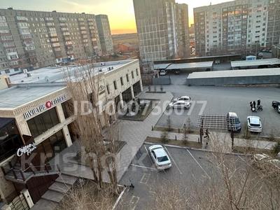 Продажа квартир в Карагандинской обл.: 1-комнатная квартира · 33 м² · 6/9 этаж, Амангельды 3 р за 12 млн 〒 1-комнатная квартира · 33 м² · 6/9 этаж, Амангельды 3 р за 12 млн 〒 в Темиртау