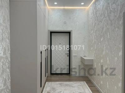 2-комнатная квартира · 84 м² · 9/10 этаж, 19-й мкр 33 за 300 000 ₸ в Актау