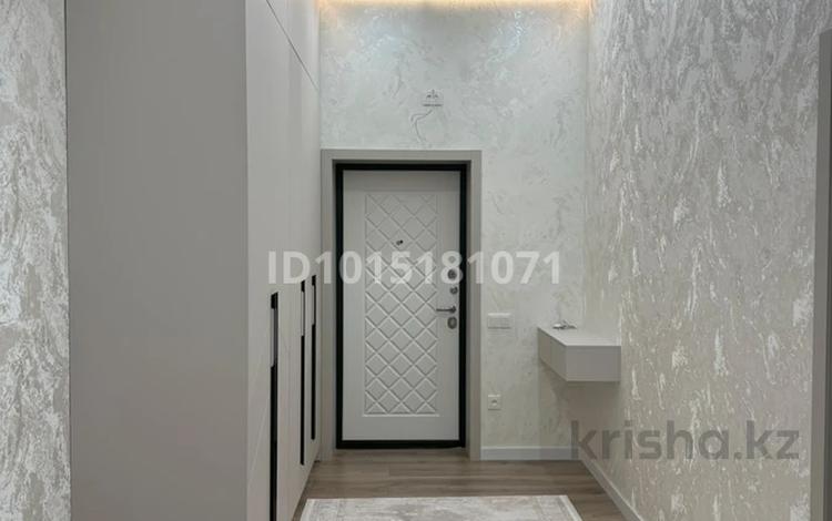 2-комнатная квартира · 84 м² · 9/10 этаж, 19-й мкр 33 за 300 000 ₸ в Актау — фото 2