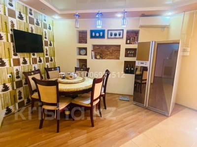 3-комнатная квартира · 126 м² · 9/9 этаж, мкр Центральный, Кулманова 107 за 55 млн 〒 в Атырау