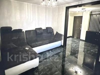 3-комнатная квартира · 74 м² · 2/5 этаж, мкр Новый Город, Гого — МЕДИЦИНСКИЙ УНИВЕРСИТЕТ за 43.5 млн 〒 в Караганде, Казыбек би р-н