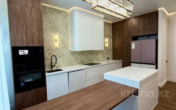 3-комнатная квартира · 120 м² · 16/19 этаж, Аль-Фараби 41 за 174.9 млн ₸ в Алматы, Бостандыкский р-н — фото 2
