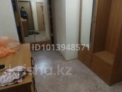 3-бөлмелі пәтер · 70 м² · 2/5 қабат, Ауезова 24 — Возле городского парка, бағасы: 22 млн ₸ в 