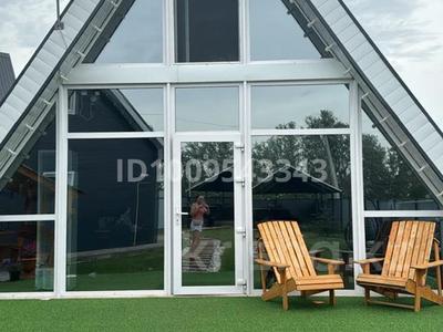 Дом · 2 комнаты · 100 м², Садовая 1/4 за 48 000 〒 в Уральске