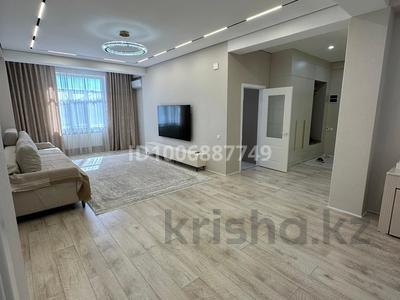 4-комнатная квартира · 175 м² · 2/3 этаж, 1В мкр 55 за 115 млн 〒 в Актау