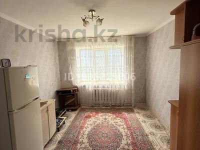 1 комната · 14 м² · 4/5 этаж, мкр Шанхай, Курмангали Оспанова — Возле остановки Данекер за 30 000 ₸ в Актобе