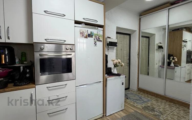 2-комнатная квартира · 39 м² · 1/9 этаж, мкр Айнабулак-2 за 25.6 млн ₸ в Алматы, Жетысуский р-н — фото 2