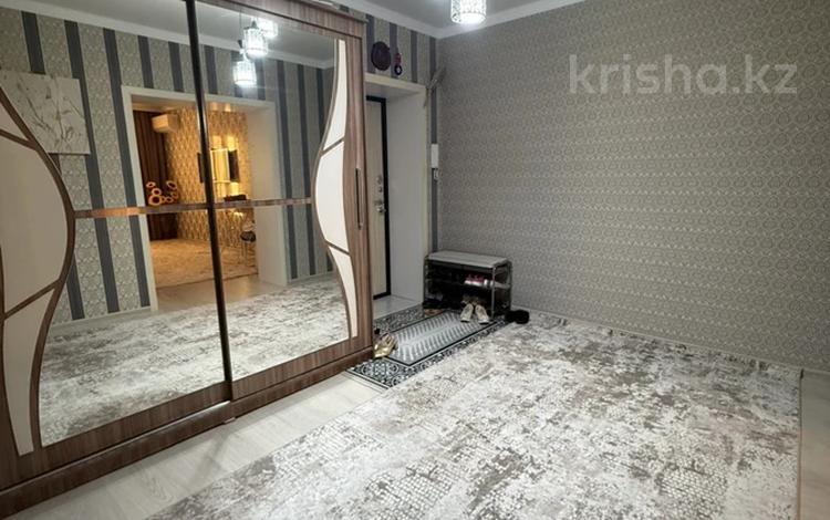 3-комнатная квартира · 85.5 м² · 8/9 этаж, мкр. Алтын орда 1 г за 35 млн ₸ в Актобе — фото 2