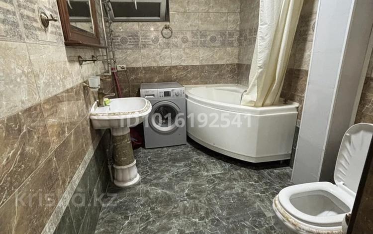3-комнатная квартира · 71 м² · 3/5 этаж, Ильяева 64 — Дулати за 211 000 ₸ в Шымкенте, Аль-Фарабийский р-н — фото 2