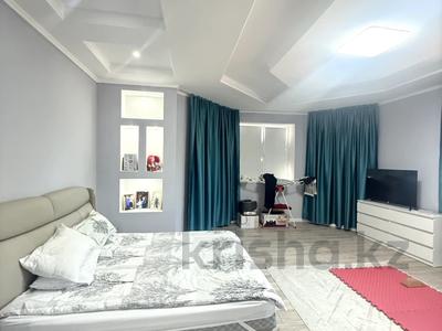 Жеке үй · 10 бөлме · 496 м² · 11 жүзд., Кенесары Хана 69, бағасы: 343 млн ₸ в Алматы, Бостандыкский р-н