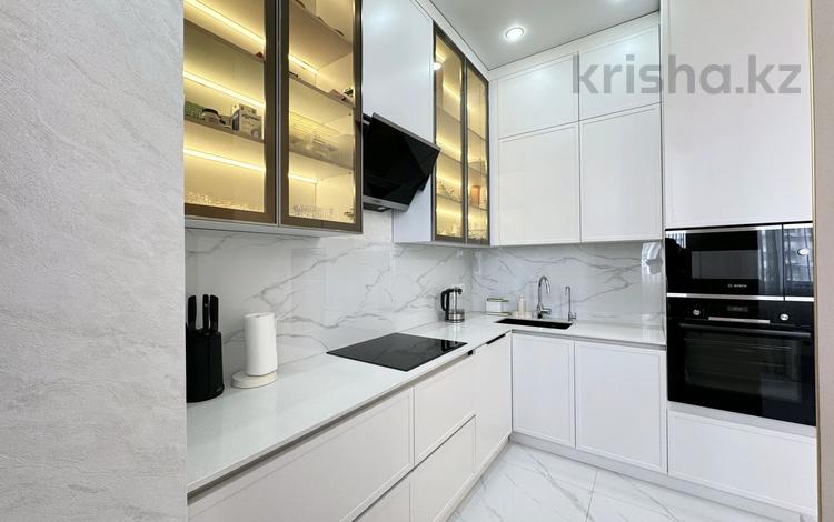 3-комнатная квартира · 102.3 м² · 9/12 этаж, Толе би 25/1 за 68 млн ₸ в Астане, Нура р-н — фото 2