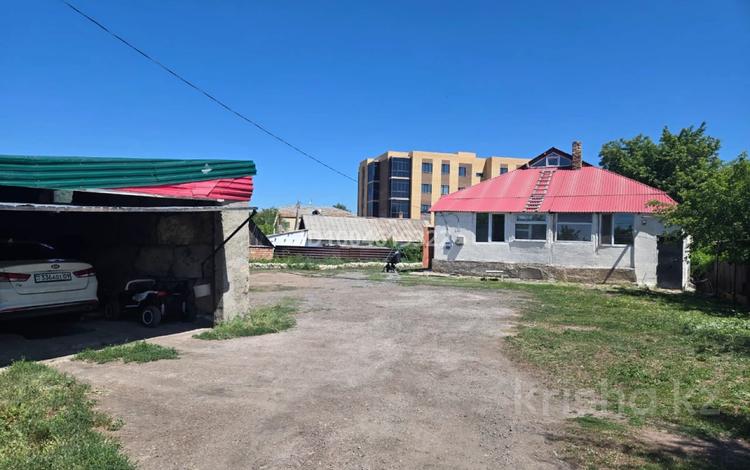 Часть дома · 3 комнаты · 124 м² · 10 сот., мкр Михайловка , Мкр Михайловка Ремесленный 6 — Ремесленный 6/1 за 27 млн 〒 в Караганде, Казыбек би р-н — фото 2