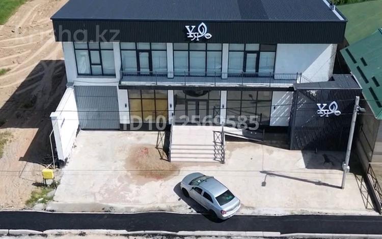 Дача · 4 комнаты · 450 м² · 8 сот., мкр Достык за 120 млн ₸ в Шымкенте, Абайский р-н — фото 2