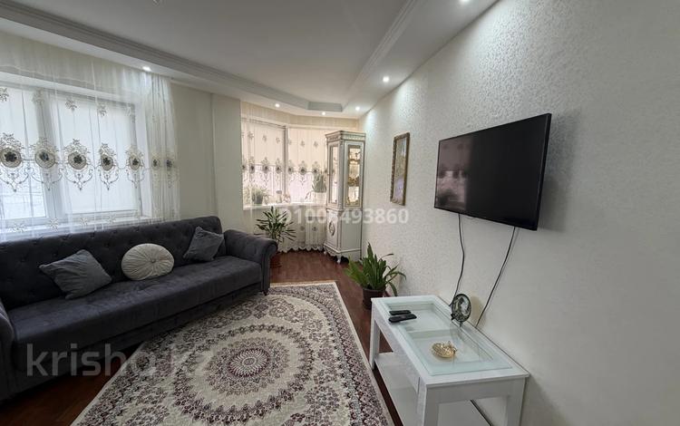 2-бөлмелі пәтер · 70 м² · 3/9 қабат, мкр Сары Арка 40, бағасы: 320 000 ₸ в Атырау — фото 5