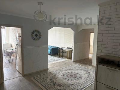3-комнатная квартира · 103 м² · 9/9 этаж, мкр 12 54 — Дом сзади ТД Аида и СМ Анвар за 26 млн 〒 в Актобе