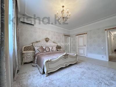 4-комнатная квартира · 170 м² · 6/20 этаж, мкр Самал-2, Достык 162/5 — Возле Достик плаза за 70 000 〒 в Алматы, Медеуский р-н