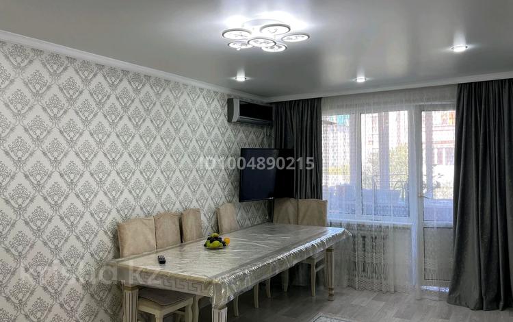 4-комнатная квартира · 62 м² · 4/5 этаж, КЕРДЕРІ за 23 млн ₸ в Уральске, мкр Школьник — фото 3