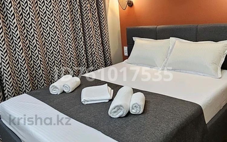2-комнатная квартира · 54 м² · 13/13 этаж, Тохтарова 57 — проспект Победы за 35 000 ₸ в Усть-Каменогорске — фото 2