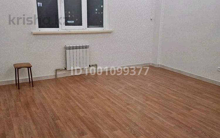 2-комнатная квартира · 62 м² · 4/5 этаж, Сырым Датов 35В за 25 млн 〒 в Атырау — фото 2