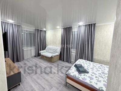 1-бөлмелі пәтер · 38 м² · 4/5 қабат, Жаңа қала ш/а., Алиханова 30/1, бағасы: 15 000 ₸ в Караганде, Казыбек би р-н