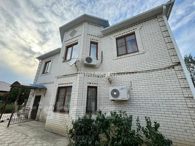 Отдельный дом · 9 комнат · 280 м² · 9 сот., мкр Атырау, 13 проезд 7 за 65 млн ₸