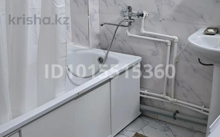 2-бөлмелі пәтер · 60 м² · 1/9 қабат, Есенберлина 52, бағасы: 200 000 ₸ в Усть-Каменогорске — фото 2