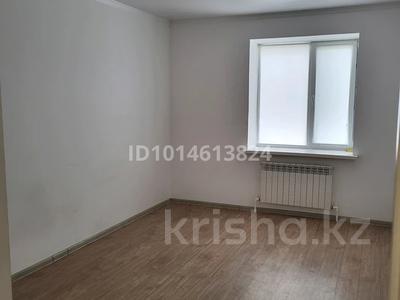 1-комнатная квартира · 41 м² · 1/5 этаж, Бокенбай батыр 157 — Аэропорт за 15.1 млн ₸ в Актобе, мкр Авиагородок