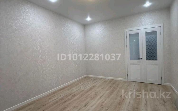 2-комнатная квартира · 60.7 м² · 2/9 этаж, мкр Юго-Восток, Шахтеров 31/2 за 38.5 млн ₸ в Караганде, Казыбек би р-н — фото 8
