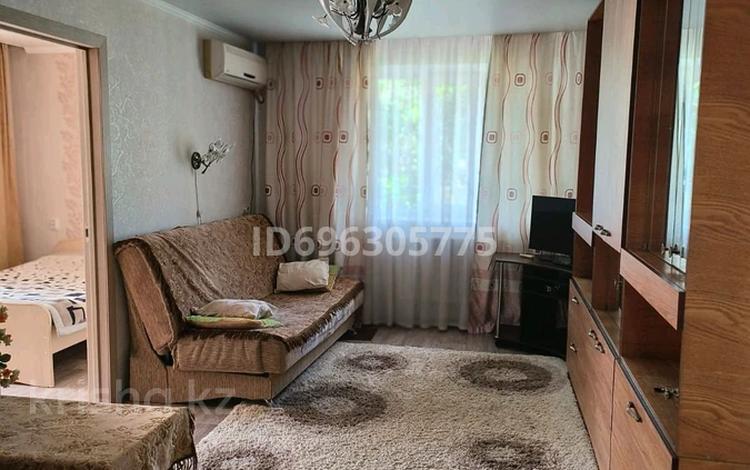2-комнатная квартира · 45 м² · 1/3 этаж, Майлина 32 — АЭРОПОРТ за 18 000 〒 в Алматы, Турксибский р-н — фото 2